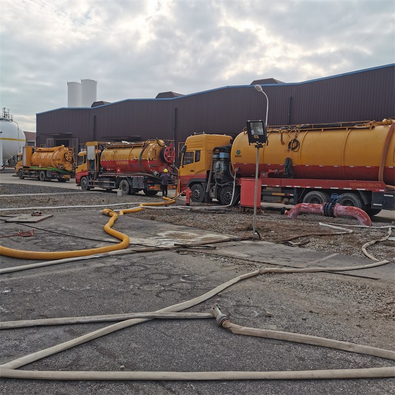 康乐污水池清理